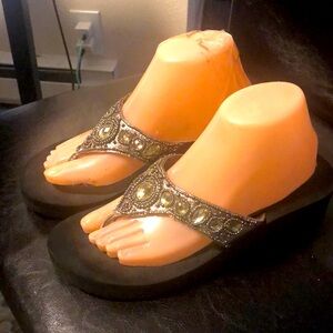 DOP WOMEN'S Silver BOX FLIP FLOPS BLING SPARKLE RHINESTONES Flip Flop Sandals